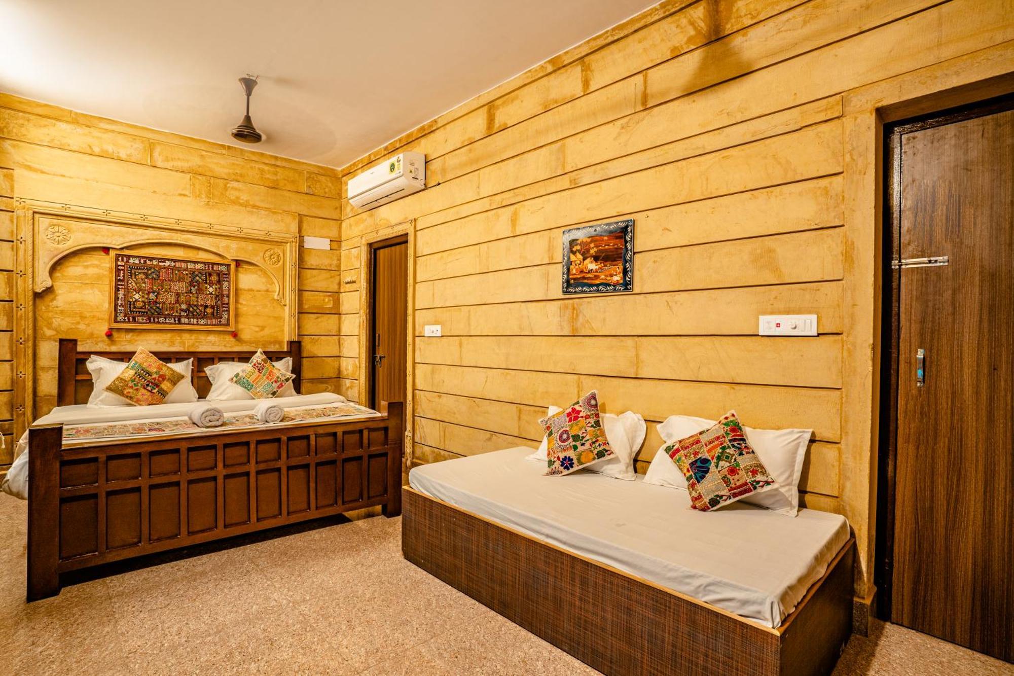 Hotel Relax Inn Jaisalmer Ngoại thất bức ảnh