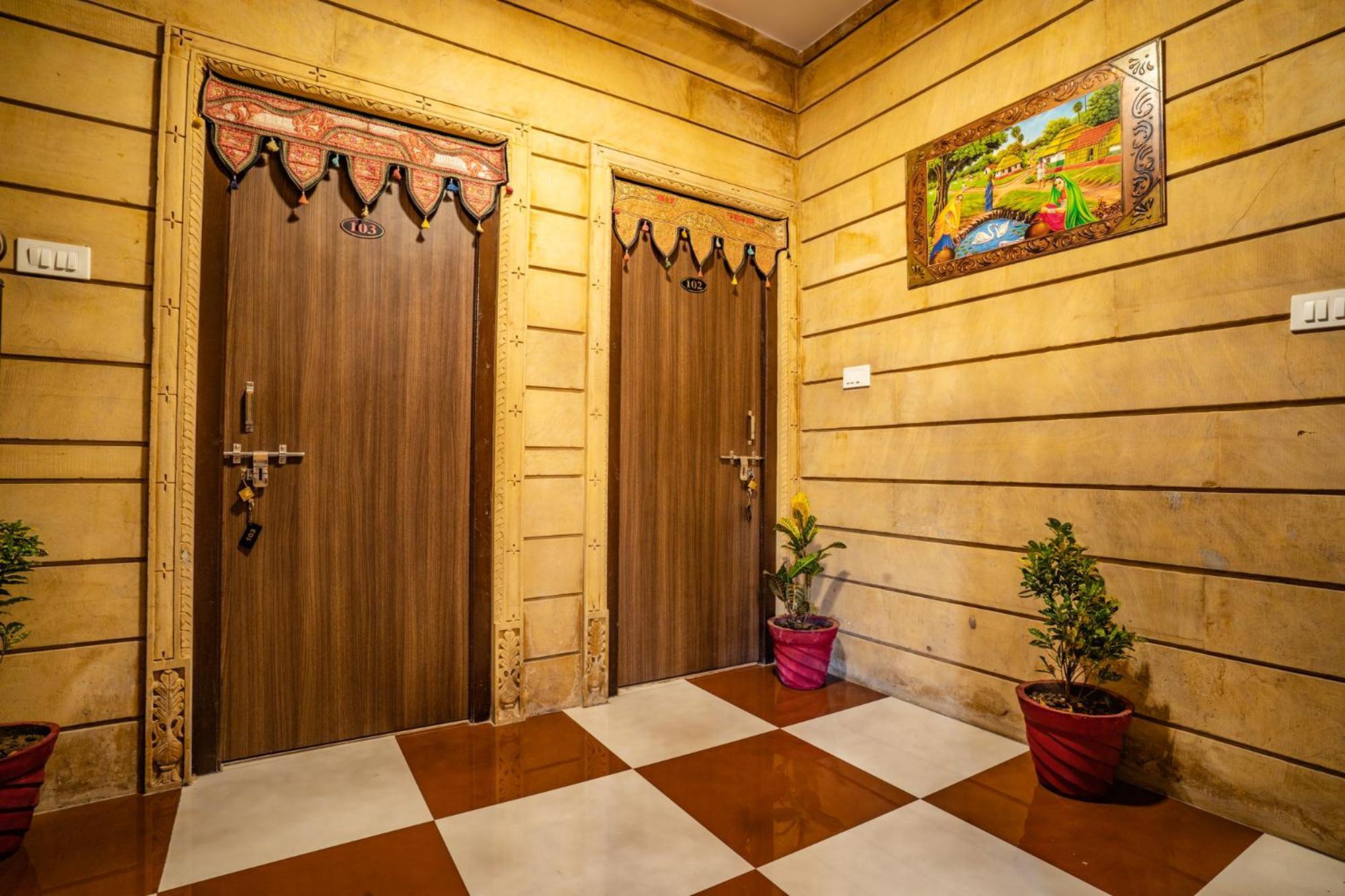 Hotel Relax Inn Jaisalmer Ngoại thất bức ảnh